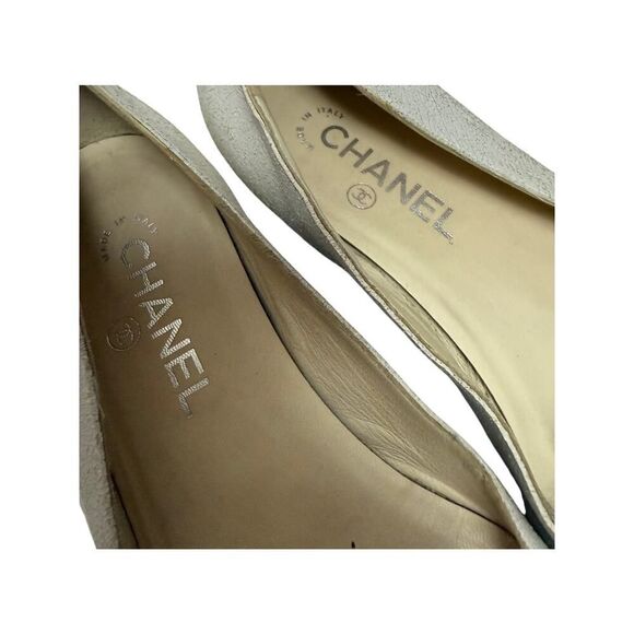 CHANEL 2014 White Distressed Leather Pointed Toe Ballet Flats Sz. 38 (US 7-7.5) - Picture 5 of 12